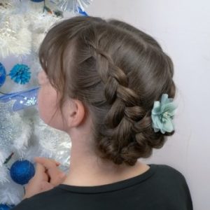 Peinado de fiesta para niñas