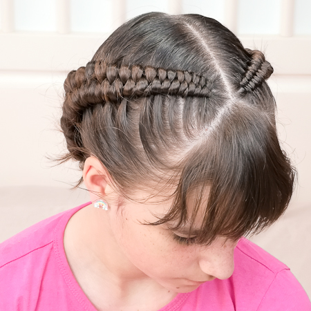 Infinity Braid Lateral