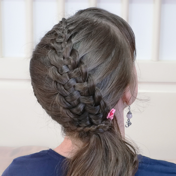 Suspended Infinity Braid